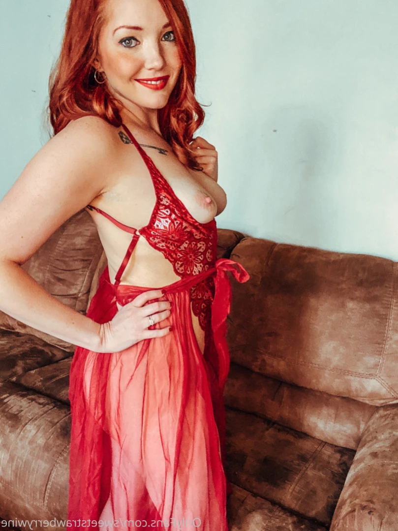 Sweetlikestrawberrywine [ sweetstrawberrywine ] Onlyfans leaked photo 11375069 on Hotleaks.tv