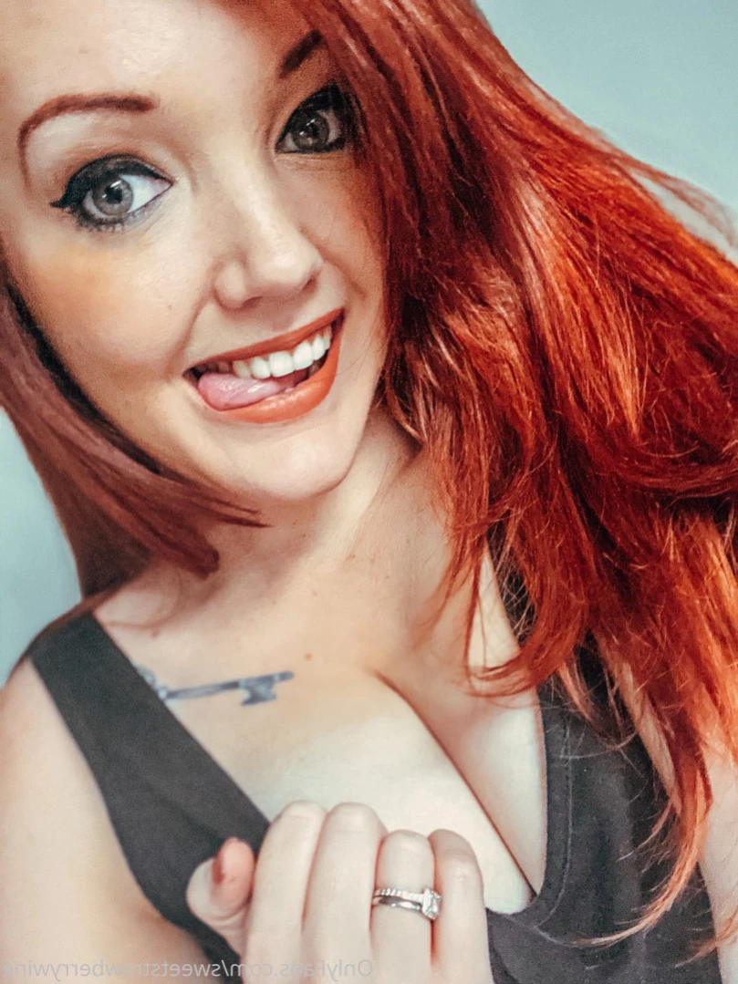 Sweetlikestrawberrywine [ sweetstrawberrywine ] Onlyfans leaked photo 11375944 on Hotleaks.tv
