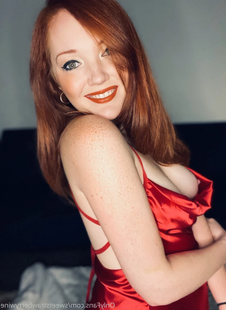 Sweetlikestrawberrywine [ sweetstrawberrywine ] Onlyfans leaked photo 11594119 on Hotleaks.tv
