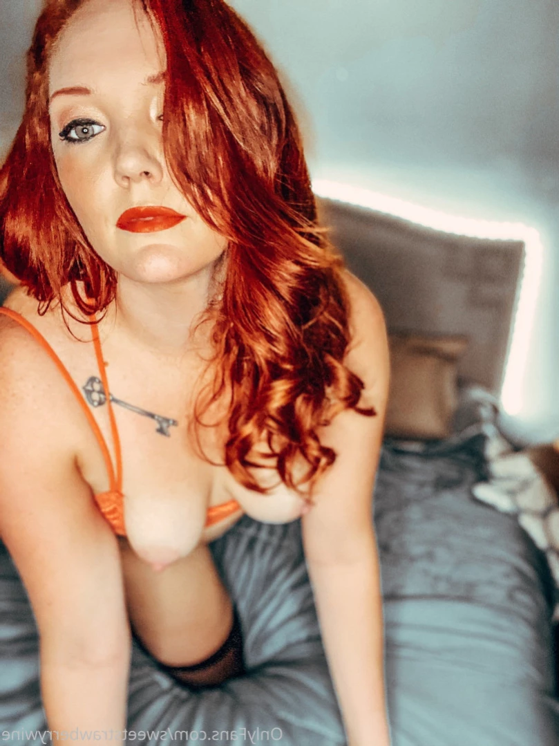 Sweetlikestrawberrywine [ sweetstrawberrywine ] Onlyfans leaked photo 13129588 on Hotleaks.tv