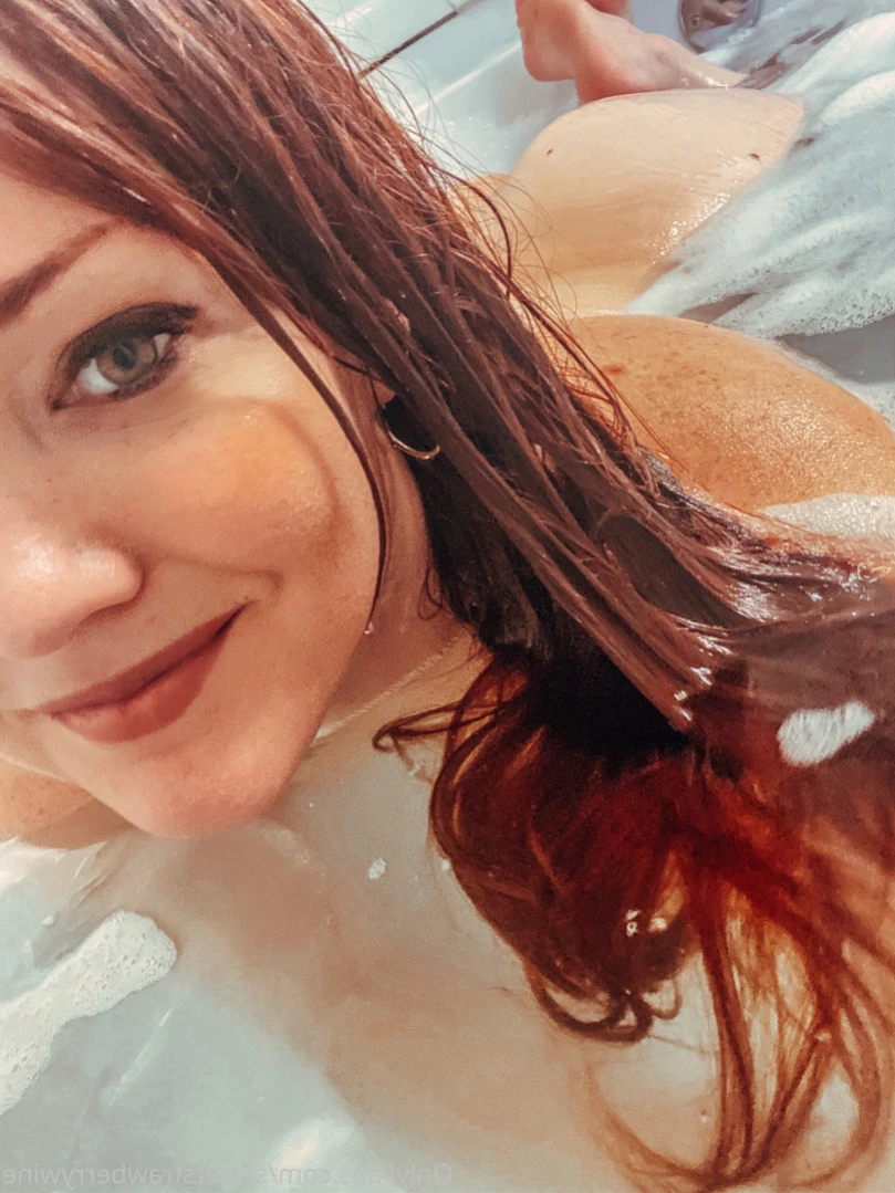 Sweetlikestrawberrywine [ sweetstrawberrywine ] Onlyfans leaked photo 14112219 on Hotleaks.tv