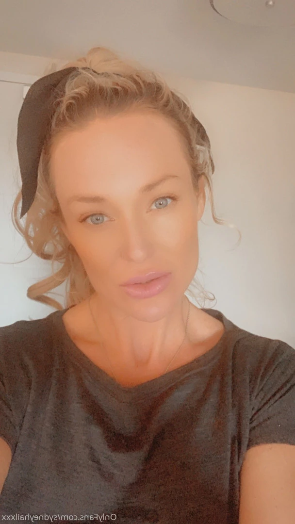 Sydney Hail [ sydneyhail ] Onlyfans leaked photo 8162252 on Hotleaks.tv