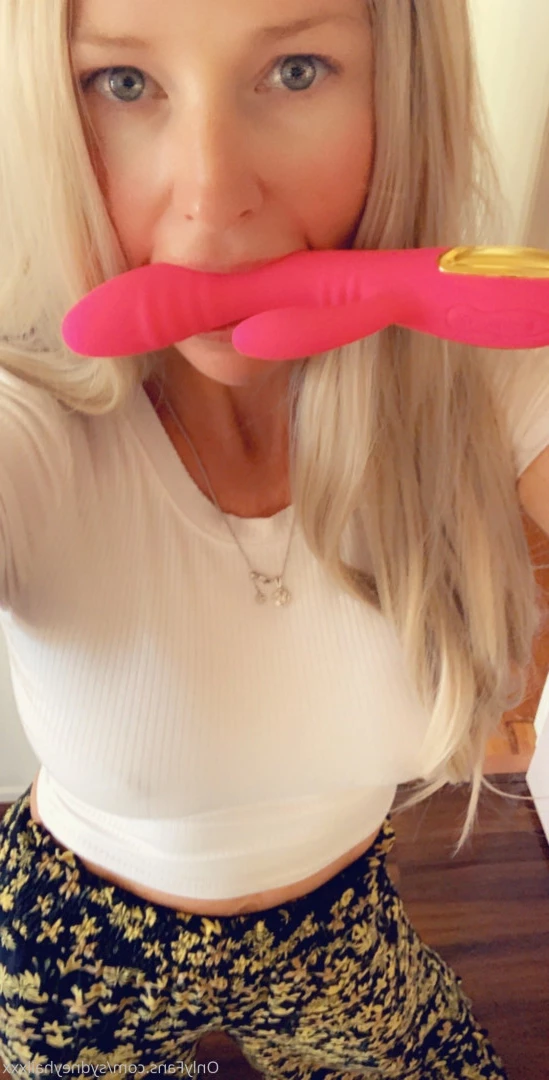 Sydney Hail [ sydneyhail ] Onlyfans leaked photo 8164545 on Hotleaks.tv