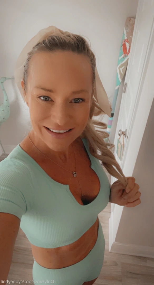 Sydney Hail [ sydneyhail ] Onlyfans leaked photo 8165141 on Hotleaks.tv