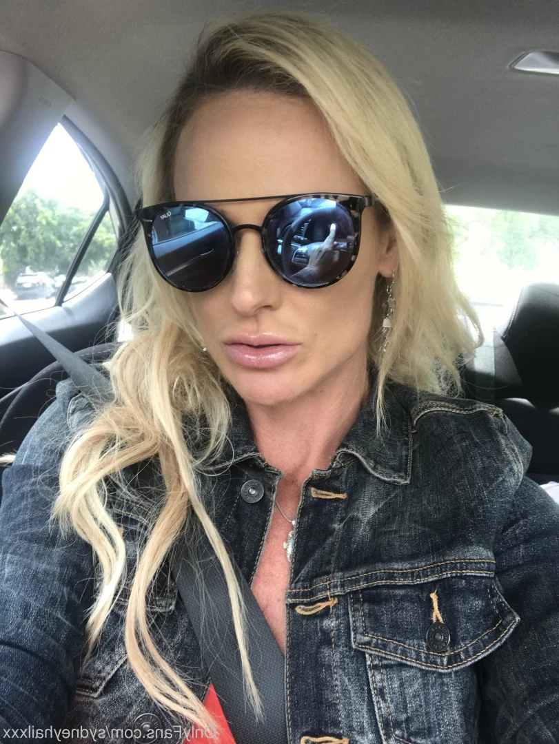 Sydney Hail [ sydneyhail ] Onlyfans leaked photo 8165544 on Hotleaks.tv