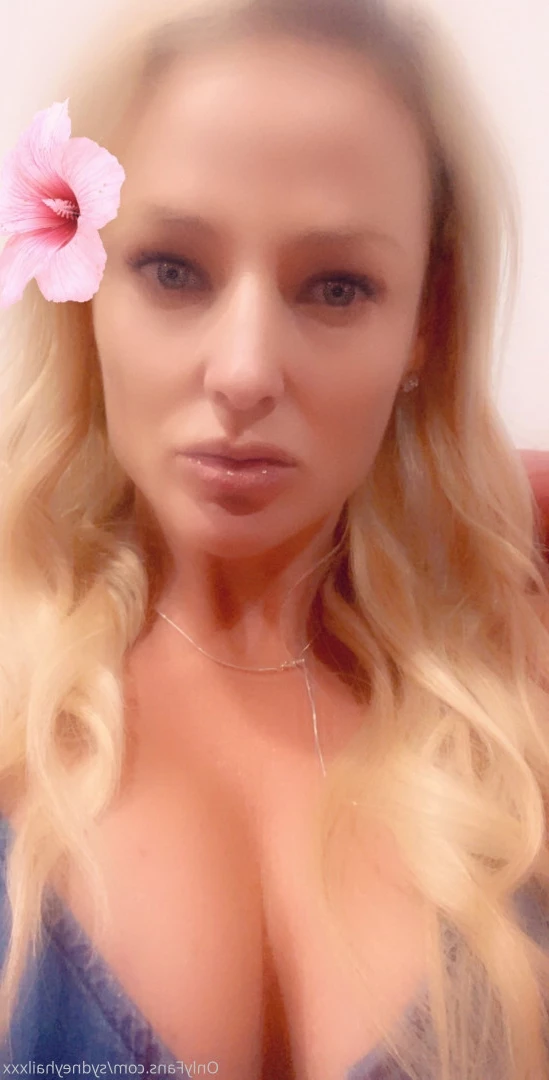 Sydney Hail [ sydneyhail ] Onlyfans leaked photo 8166700 on Hotleaks.tv