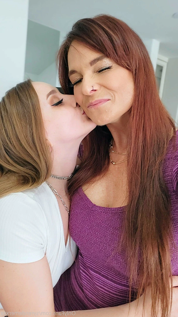 Syren De Mer [ syrendemerxxx ] Onlyfans leaked photo 8262287 on Hotleaks.tv