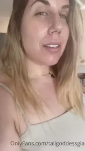 Gia De Luca [ tallgoddessgia ] Onlyfans leaked video 18167004 on Hotleaks.tv