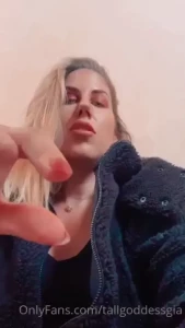 Gia De Luca [ tallgoddessgia ] Onlyfans leaked video 18167017 on Hotleaks.tv