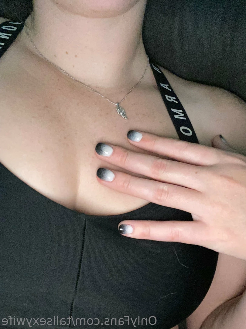 Sexy wife🖤 [ tallsexywife ] Onlyfans leaked photo 8156483 on Hotleaks.tv