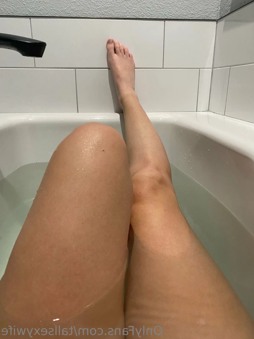Sexy wife🖤 [ tallsexywife ] Onlyfans leaked photo 8157026 on Hotleaks.tv