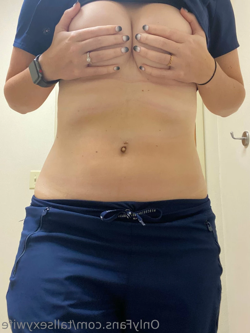 Sexy wife🖤 [ tallsexywife ] Onlyfans leaked photo 8157627 on Hotleaks.tv
