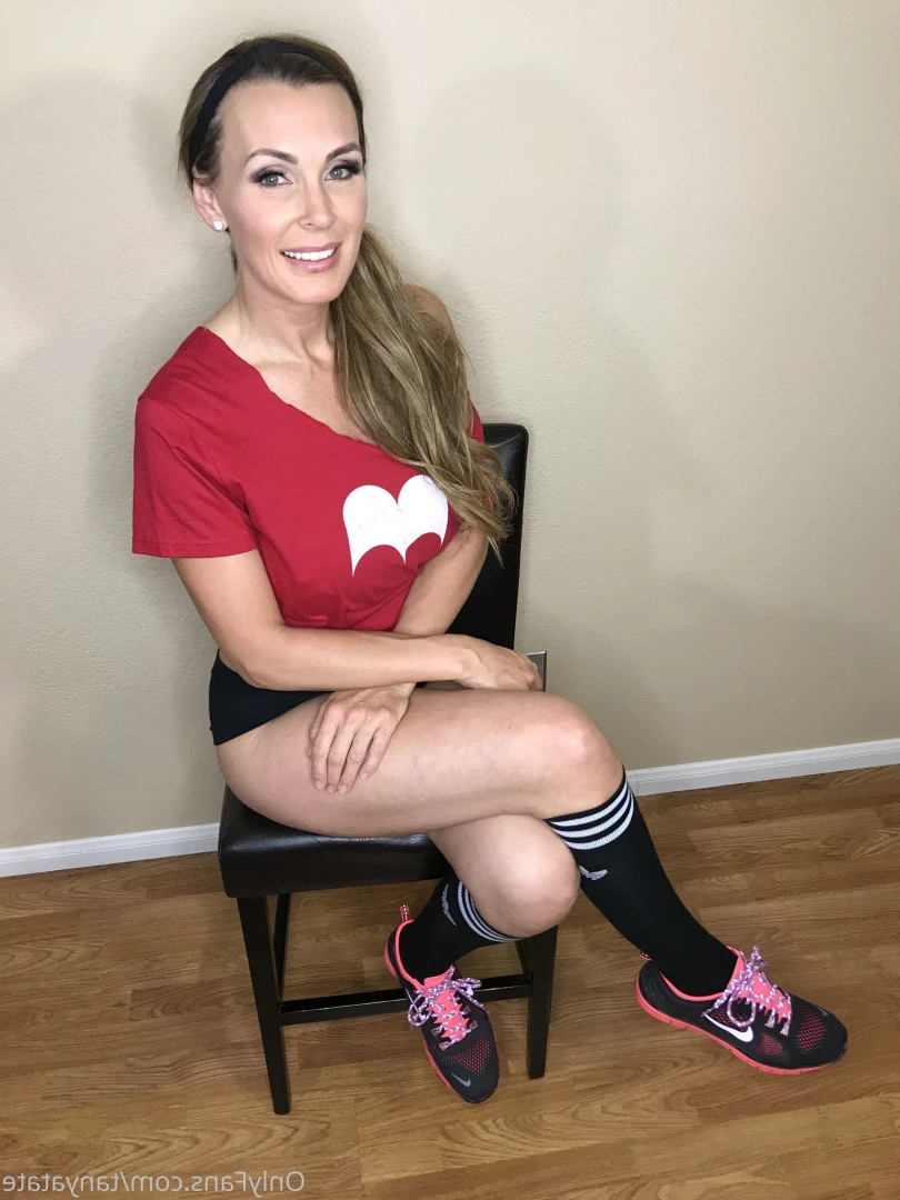 Tanya Tate [ tanyatate ] Onlyfans leaked photo 8092434 on Hotleaks.tv