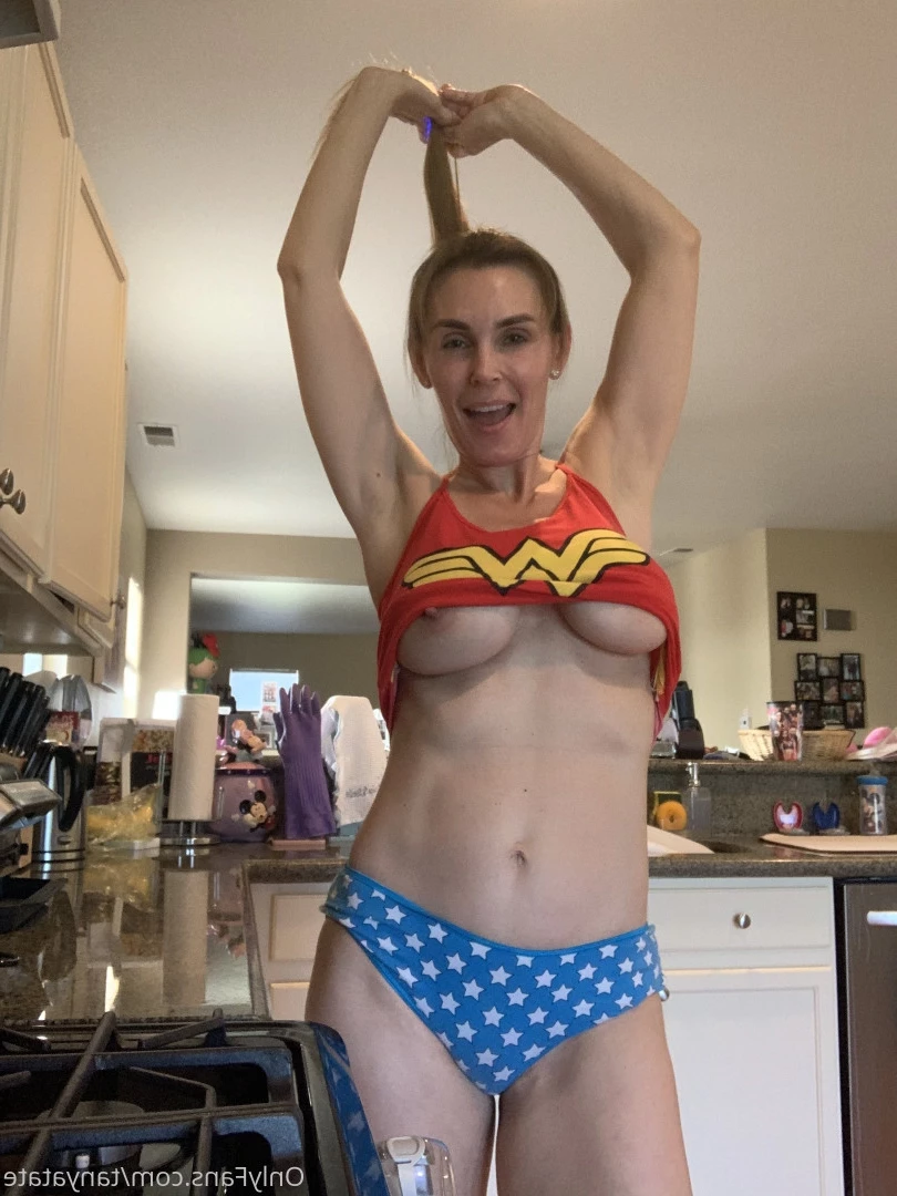 Tanya Tate [ tanyatate ] Onlyfans leaked photo 8092831 on Hotleaks.tv