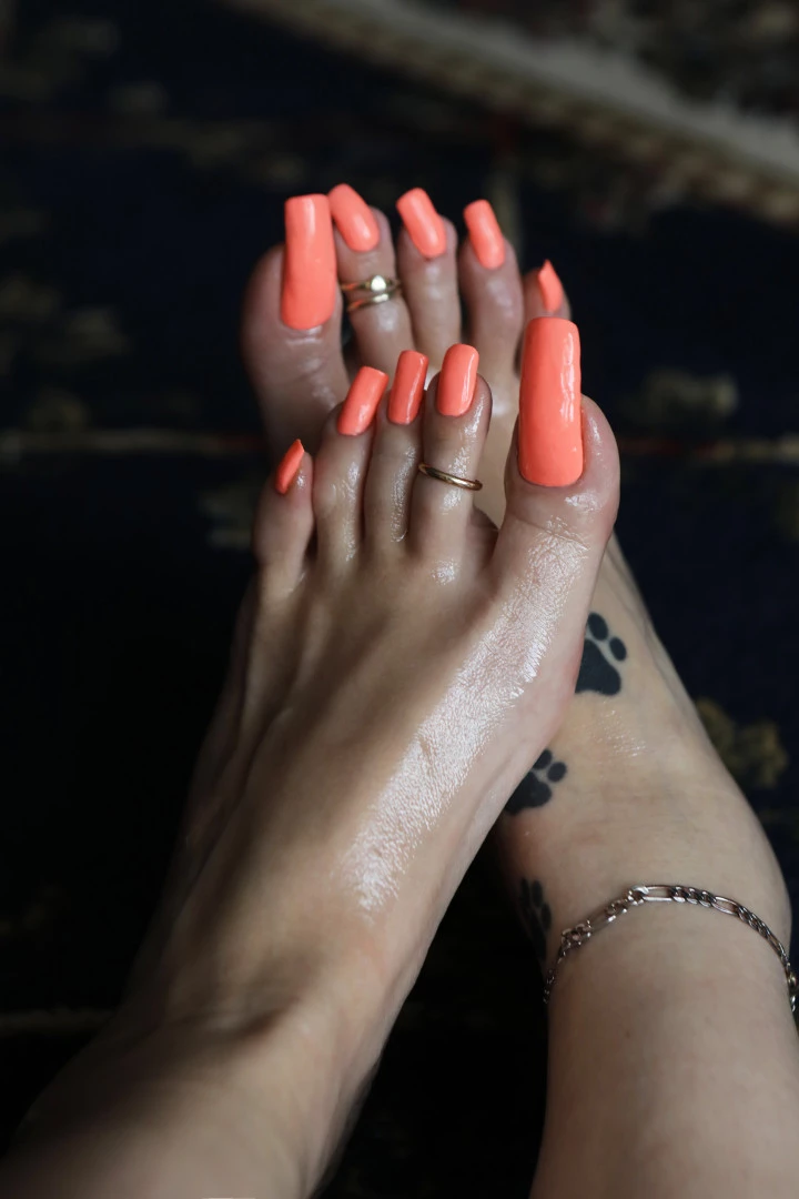TATIANA - Foot Goddess [ tatianasnaughtytoes ] Onlyfans leaked photo 8207018 on Hotleaks.tv