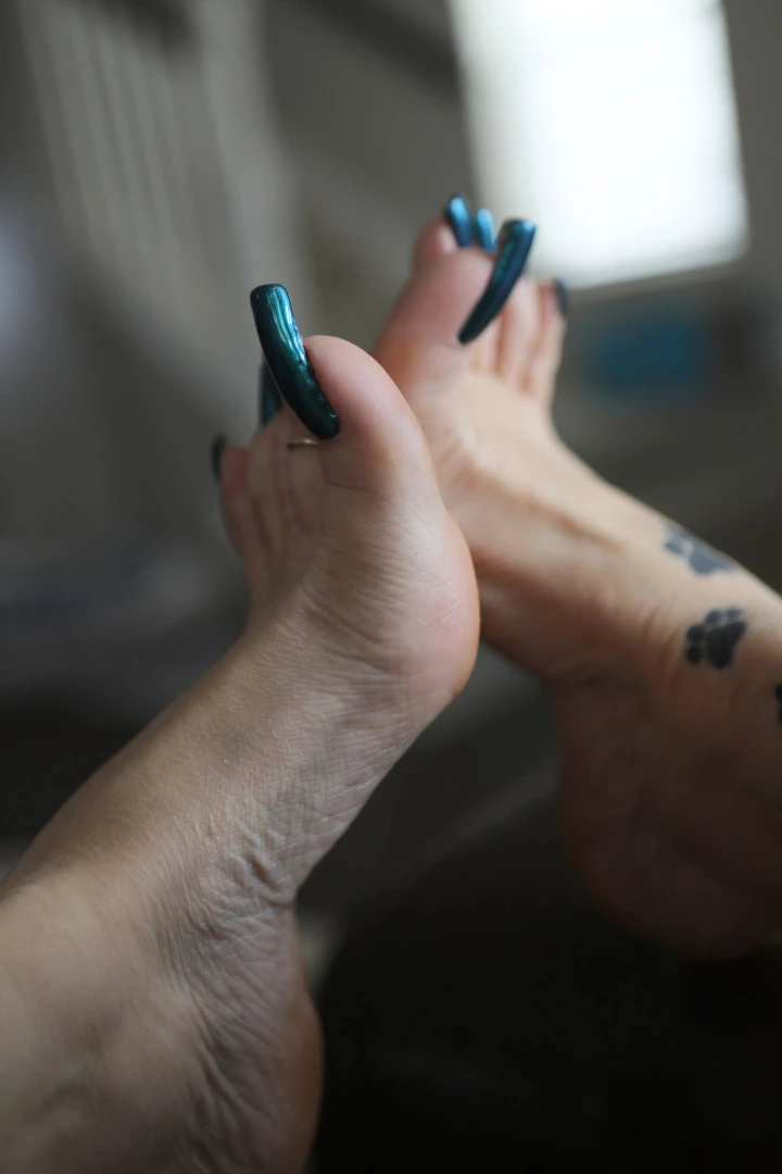 TATIANA - Foot Goddess [ tatianasnaughtytoes ] Onlyfans leaked photo 8212114 on Hotleaks.tv
