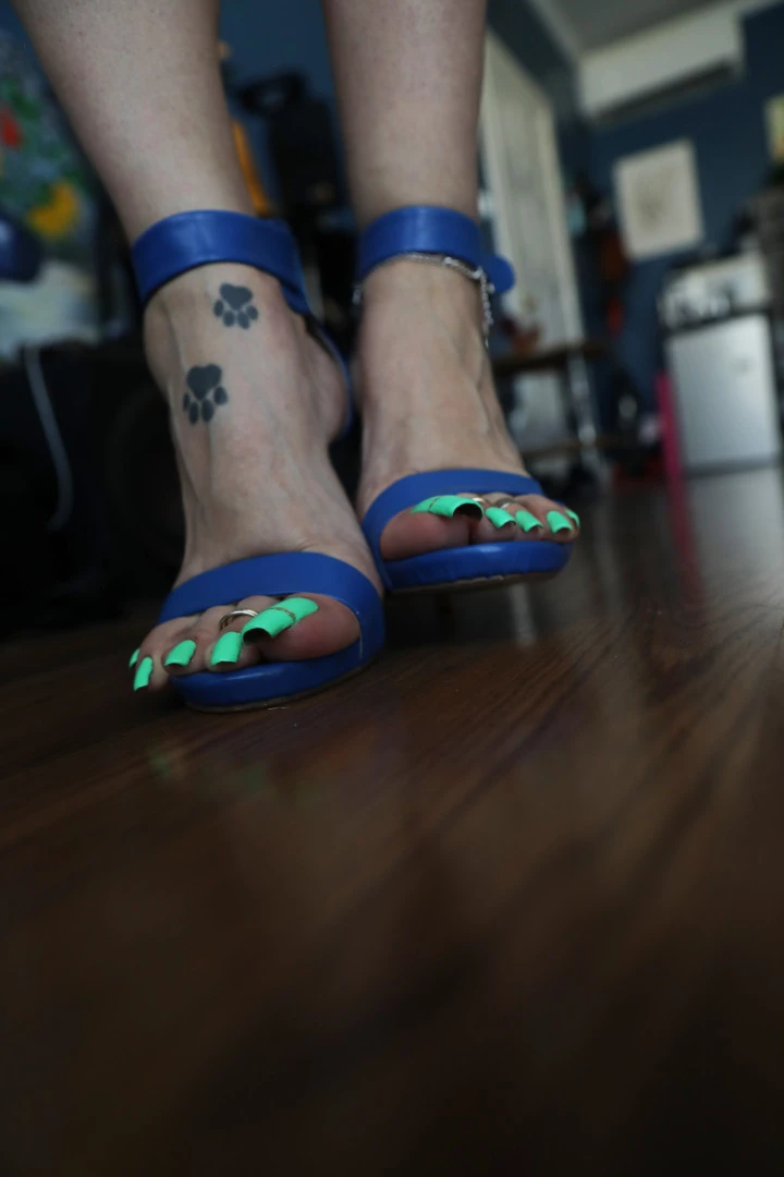 TATIANA - Foot Goddess [ tatianasnaughtytoes ] Onlyfans leaked photo 8217722 on Hotleaks.tv