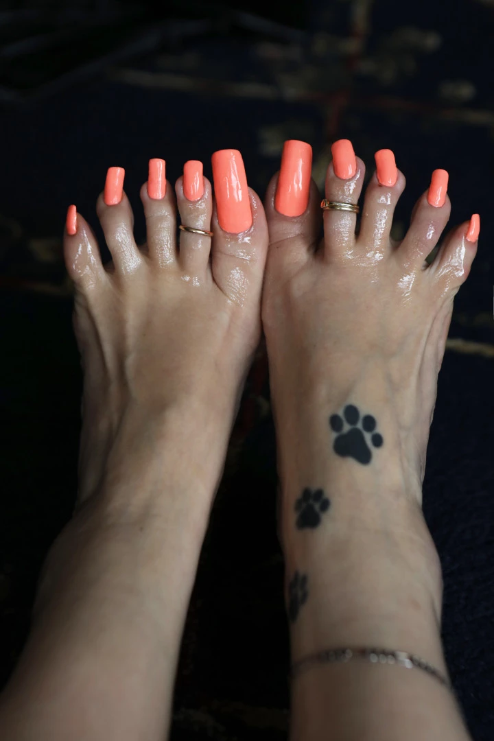 TATIANA - Foot Goddess [ tatianasnaughtytoes ] Onlyfans leaked photo 8218057 on Hotleaks.tv