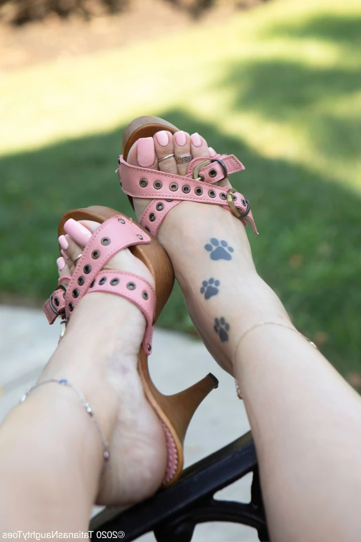 TATIANA - Foot Goddess [ tatianasnaughtytoes ] Onlyfans leaked photo 8220025 on Hotleaks.tv