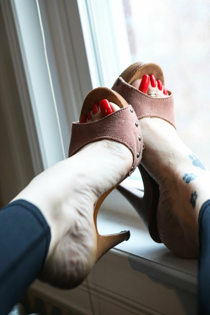 TATIANA - Foot Goddess [ tatianasnaughtytoes ] Onlyfans leaked photo 8234345 on Hotleaks.tv