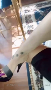 TATIANA - Foot Goddess [ tatianasnaughtytoes ] Onlyfans leaked video 9902385 on Hotleaks.tv