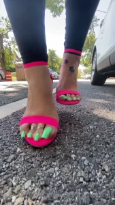 TATIANA - Foot Goddess [ tatianasnaughtytoes ] Onlyfans leaked video 9902426 on Hotleaks.tv