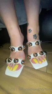 TATIANA - Foot Goddess [ tatianasnaughtytoes ] Onlyfans leaked video 9902439 on Hotleaks.tv