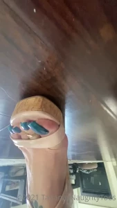 TATIANA - Foot Goddess [ tatianasnaughtytoes ] Onlyfans leaked video 9902499 on Hotleaks.tv
