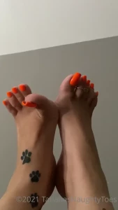 TATIANA - Foot Goddess [ tatianasnaughtytoes ] Onlyfans leaked video 9902534 on Hotleaks.tv