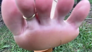 TATIANA - Foot Goddess [ tatianasnaughtytoes ] Onlyfans leaked video 9902650 on Hotleaks.tv