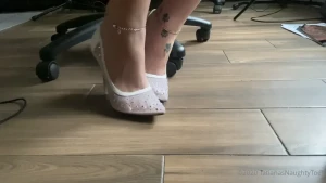 TATIANA - Foot Goddess [ tatianasnaughtytoes ] Onlyfans leaked video 9902803 on Hotleaks.tv