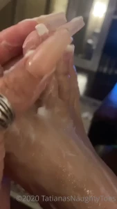TATIANA - Foot Goddess [ tatianasnaughtytoes ] Onlyfans leaked video 9902938 on Hotleaks.tv