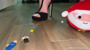TATIANA - Foot Goddess [ tatianasnaughtytoes ] Onlyfans leaked video 9903122 on Hotleaks.tv