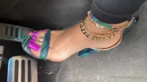 TATIANA - Foot Goddess [ tatianasnaughtytoes ] Onlyfans leaked video 9903268 on Hotleaks.tv
