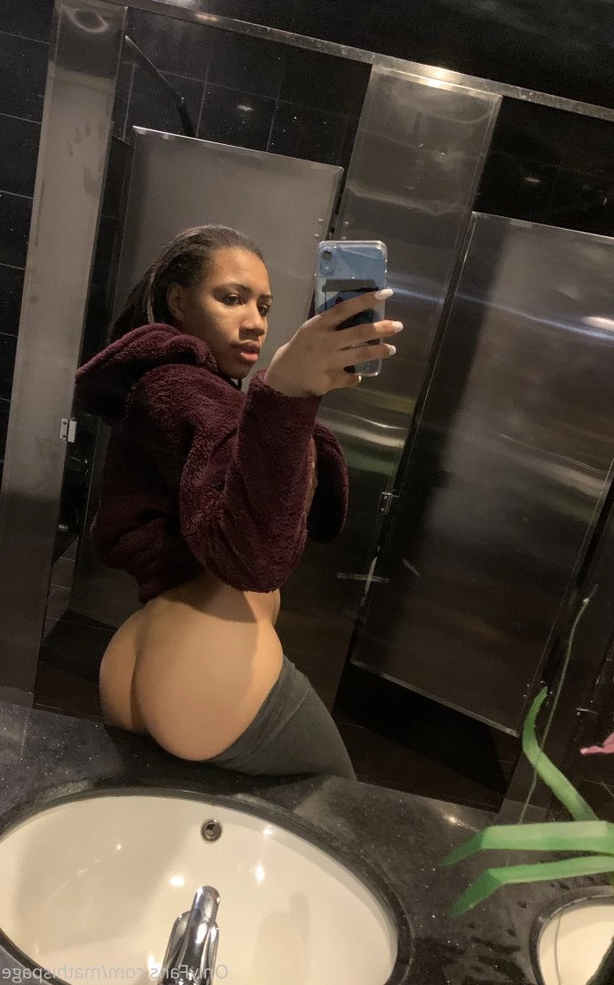  [ mathispage ] Onlyfans leaked photo 4631388 on Hotleaks.tv