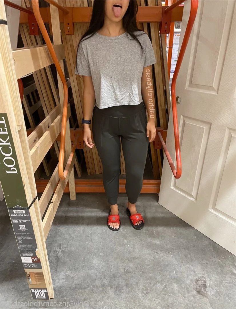 Basic girl [ tbhlessbasic ] Onlyfans leaked photo 8066117 on Hotleaks.tv