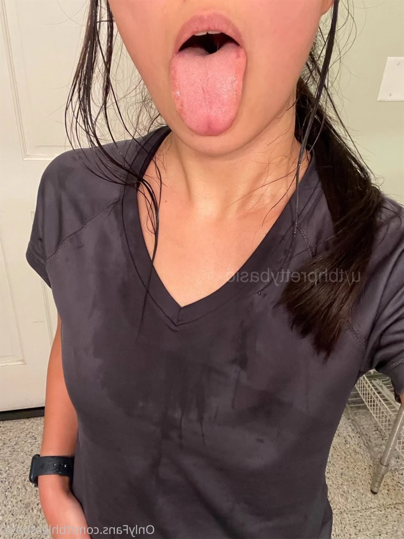 Basic girl [ tbhlessbasic ] Onlyfans leaked photo 8071361 on Hotleaks.tv
