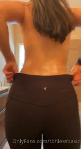 Basic girl [ tbhlessbasic ] Onlyfans leaked video 9897788 on Hotleaks.tv