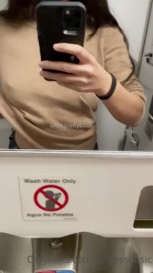 9898109