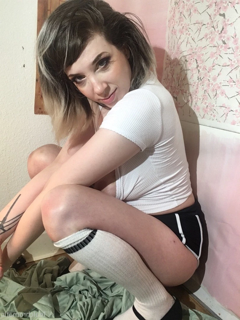 Mistress Tealchromatic [ tealchromatic ] Onlyfans leaked photo 8192986 on Hotleaks.tv