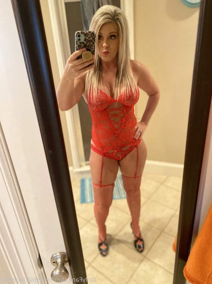 Texas Platinum Fun [ texasplatinumfun ] Onlyfans leaked photo 11439741 on Hotleaks.tv
