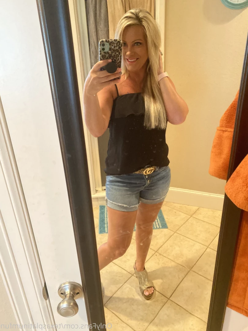 Texas Platinum Fun [ texasplatinumfun ] Onlyfans leaked photo 11439836 on Hotleaks.tv