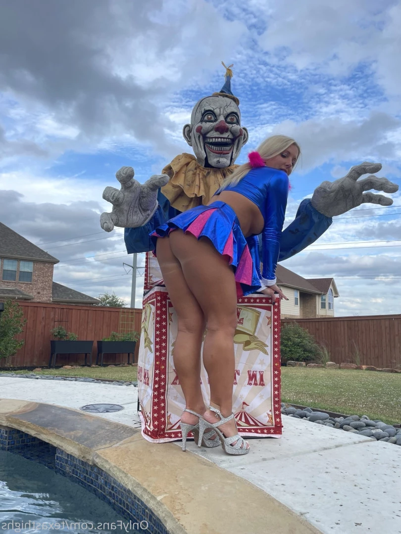 Texas Thighs [ texasthighs ] Onlyfans leaked photo 8080181 on Hotleaks.tv