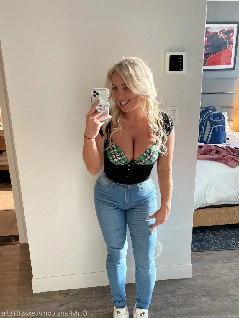 Texas Thighs [ texasthighs ] Onlyfans leaked photo 8082416 on Hotleaks.tv