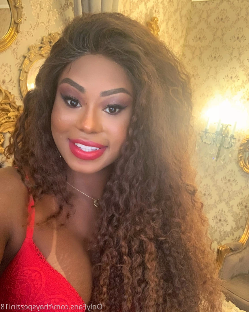 thays pezzini [ thayspezzini18 ] Onlyfans leaked photo 13528480 on Hotleaks.tv
