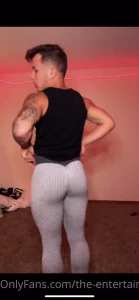 Tj [ the-entertainer ] Onlyfans leaked video 9889694 on Hotleaks.tv