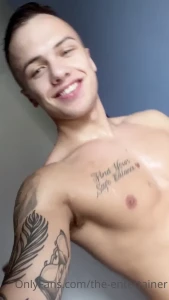 Tj [ the-entertainer ] Onlyfans leaked video 9890141 on Hotleaks.tv