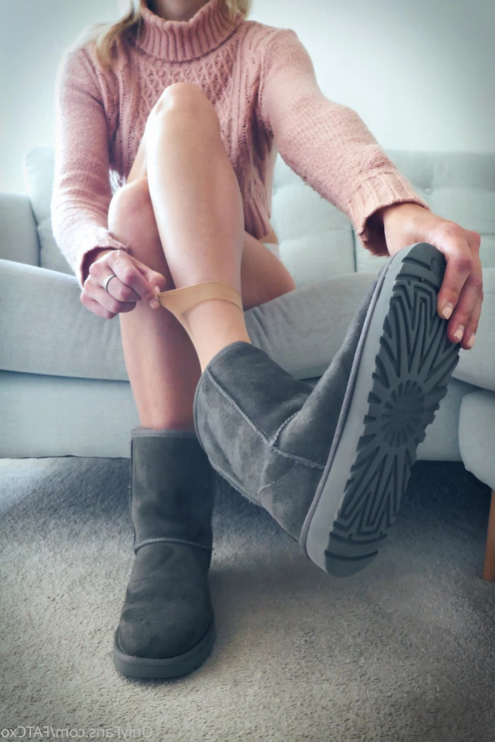 annabel_xo_ [ the_legs_next_door ] Onlyfans leaked photo 10874159 on Hotleaks.tv