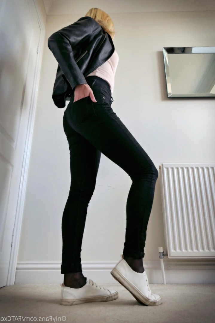 annabel_xo_ [ the_legs_next_door ] Onlyfans leaked photo 11470974 on Hotleaks.tv
