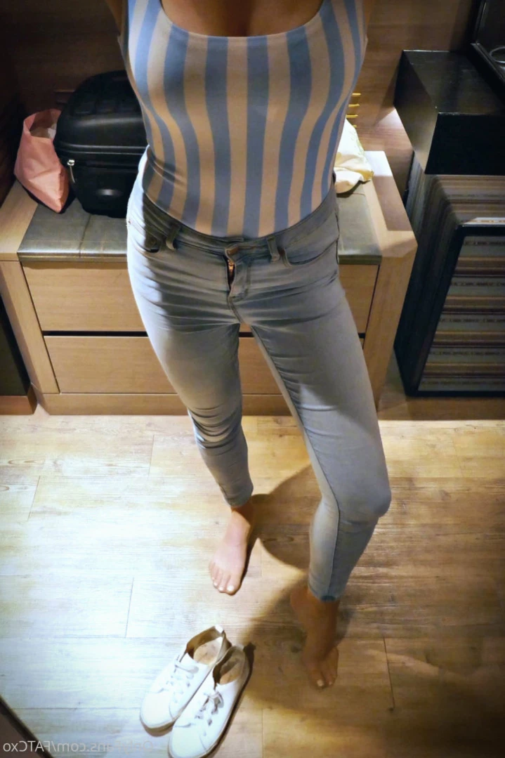 annabel_xo_ [ the_legs_next_door ] Onlyfans leaked photo 11474715 on Hotleaks.tv